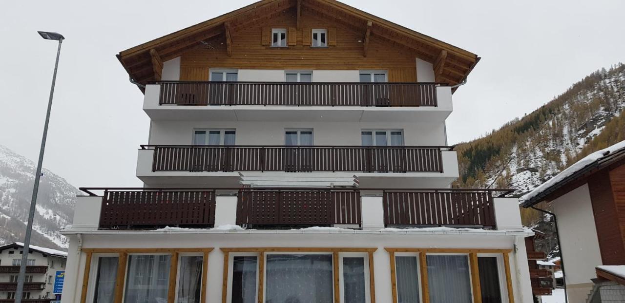 Haus Astoria Apartamento Saas-Grund Exterior foto
